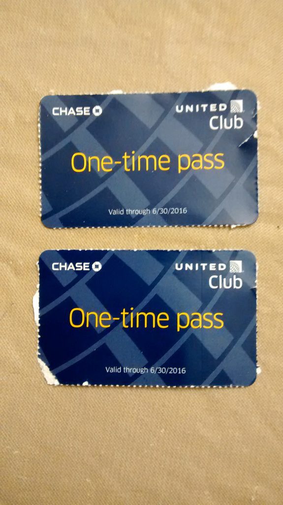 united-lounge-access-cards