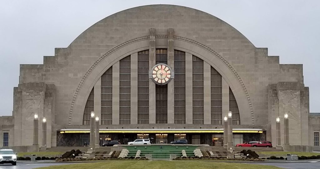 Cincinnati Museum Center at Union Terminal with a clock on the front