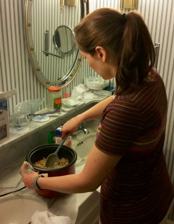 The complete beginner's guide to cooking in a hotel room