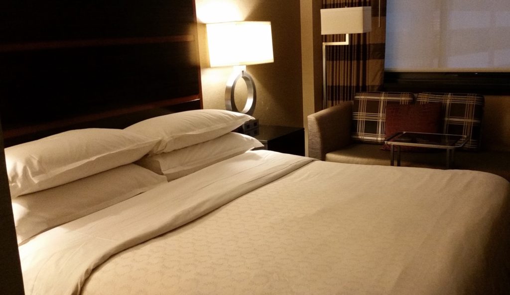 sheraton-new-york-times-square-bed