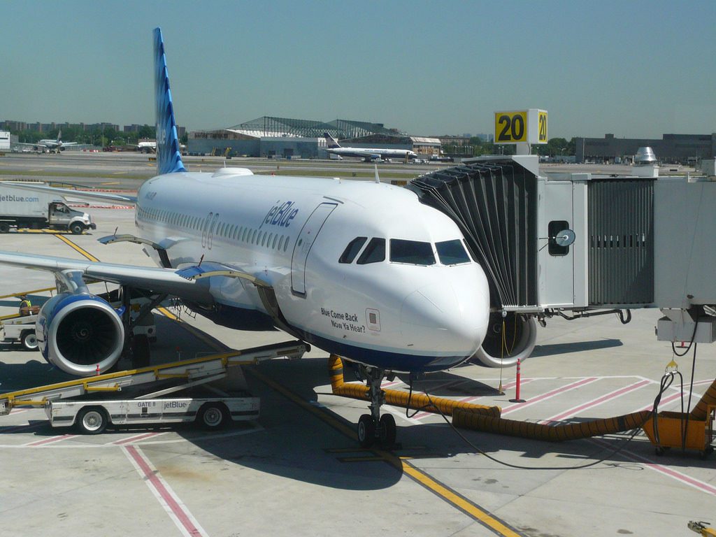JetBlue aircraft JFK T5, where incident occurred