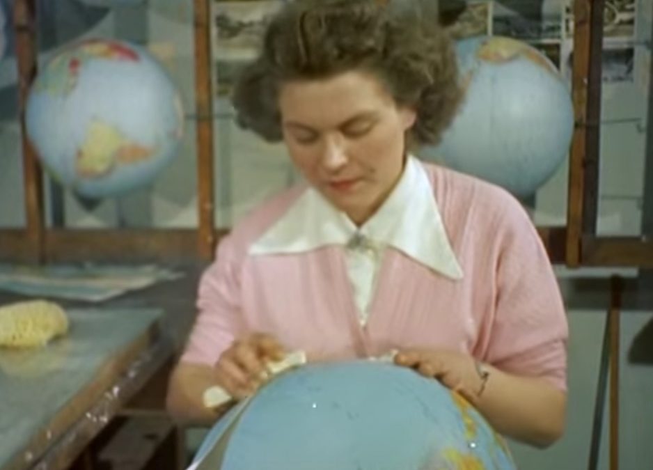 How they made globes in 1955