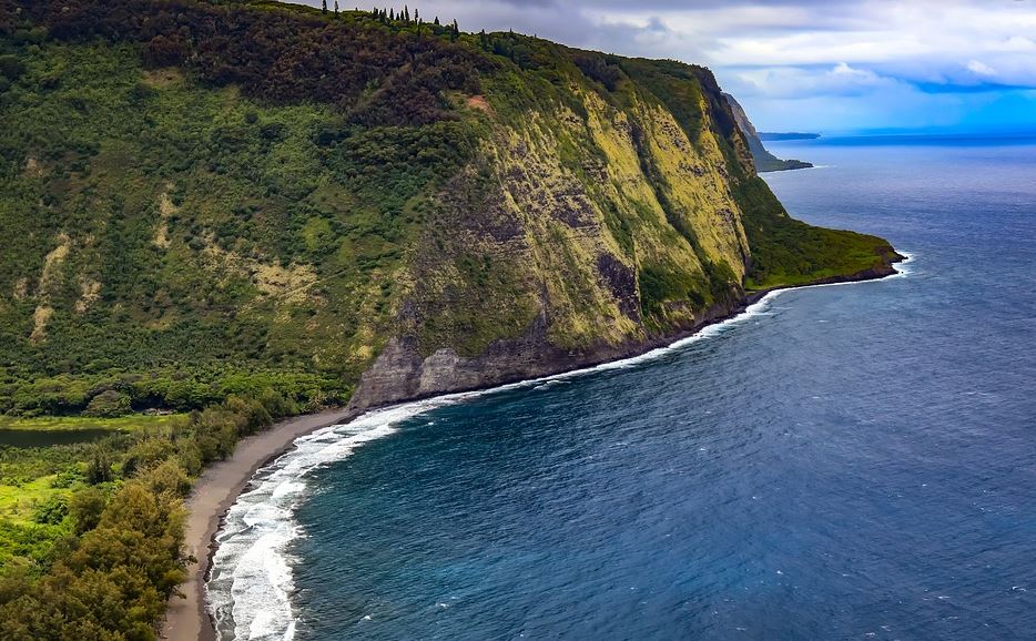 Deal Alert: New York/Newark to Hawaii for as low as $325 or 21K Chase URs