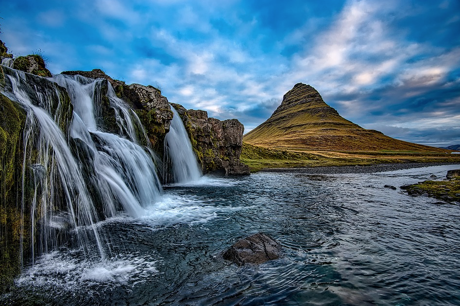 Deal Alert: $69 to Iceland from 6 US Cities, as low as $169 roundtrip via WOW
