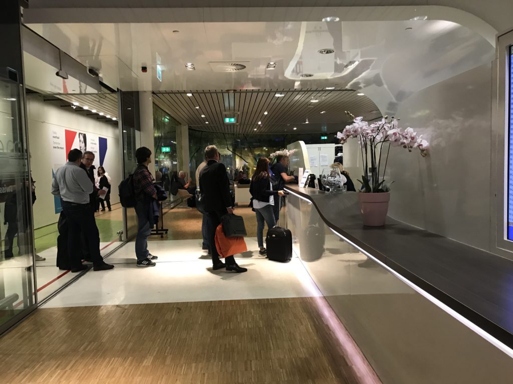 Aspire Lounge Schiphol Airport Review