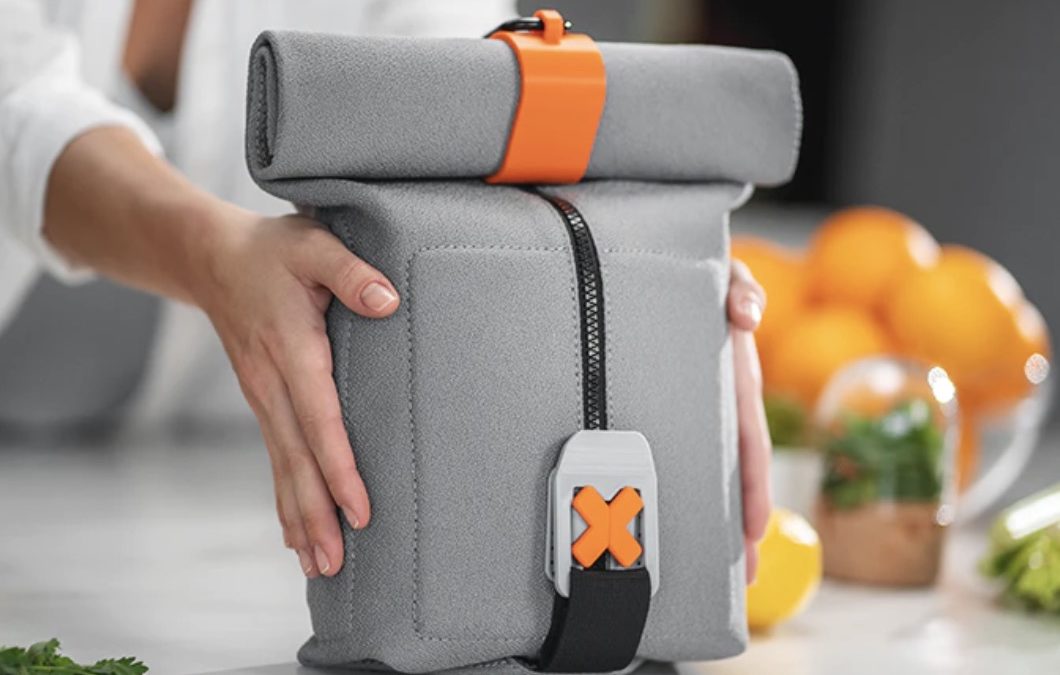 Kickstarter: FOLDEAT | A Modular Lunchbox That Unfolds Into An Eating Mat