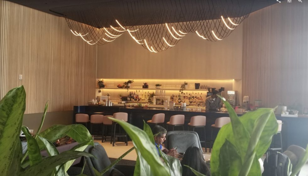 Capital One Lounge Dallas / DFW lounge review one of the best lounges