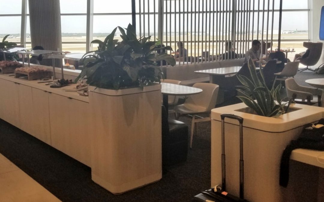 Should You Leave Bags Unattended At Airport Lounges?