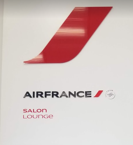 Air France Paris CDG Terminal E Gate M Lounge Review