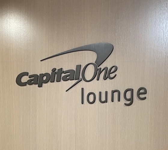 Capital One Lounge Denver / DEN lounge review