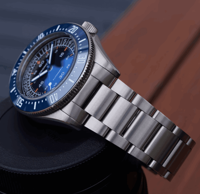 Kickstarter: Kronosti Titanium 24-Hour Diver Watch (Back By Friday)